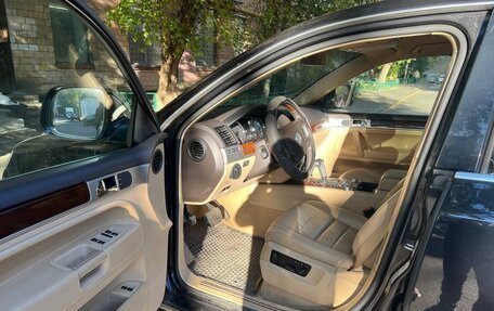 Volkswagen Touareg III, 2007 год, 1 100 000 рублей, 8 фотография