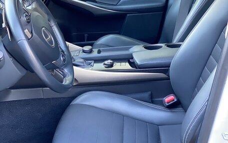 Lexus IS III, 2014 год, 2 470 000 рублей, 9 фотография