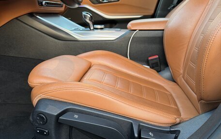 BMW 3 серия, 2019 год, 2 900 000 рублей, 12 фотография