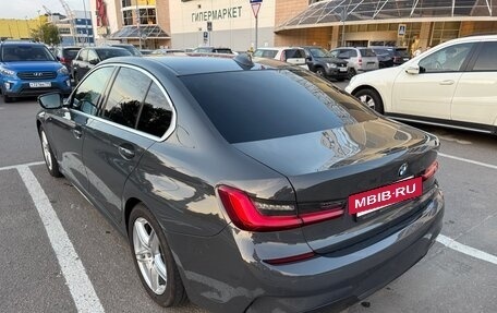 BMW 3 серия, 2019 год, 2 900 000 рублей, 4 фотография