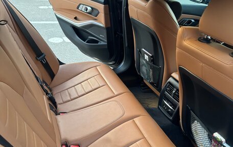 BMW 3 серия, 2019 год, 2 900 000 рублей, 18 фотография