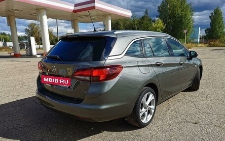 Opel Astra K, 2017 год, 1 600 000 рублей, 3 фотография