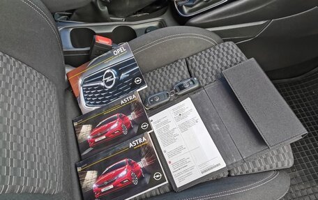 Opel Astra K, 2017 год, 1 600 000 рублей, 15 фотография