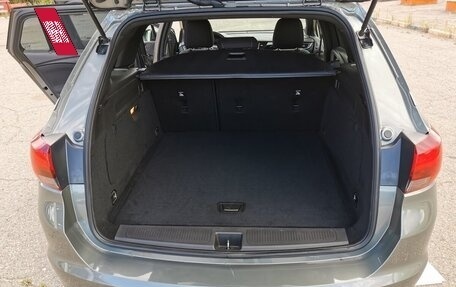 Opel Astra K, 2017 год, 1 600 000 рублей, 9 фотография