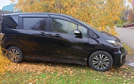 Honda Freed I, 2014 год, 1 100 000 рублей, 2 фотография