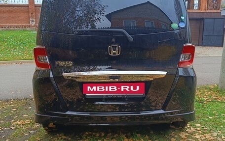 Honda Freed I, 2014 год, 1 100 000 рублей, 4 фотография