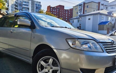 Toyota Corolla, 2005 год, 680 000 рублей, 3 фотография