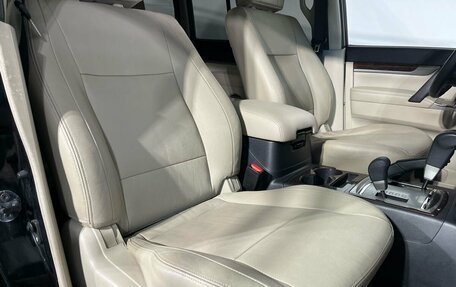 Mitsubishi Pajero IV, 2017 год, 2 800 000 рублей, 14 фотография