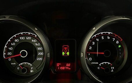 Mitsubishi Pajero IV, 2017 год, 2 800 000 рублей, 13 фотография