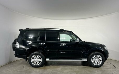 Mitsubishi Pajero IV, 2017 год, 2 800 000 рублей, 5 фотография