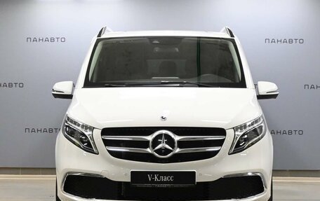 Mercedes-Benz V-Класс, 2022 год, 6 749 000 рублей, 3 фотография