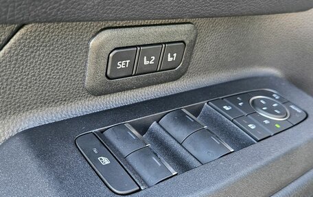 Toyota Land Cruiser Prado, 2024 год, 11 000 000 рублей, 6 фотография