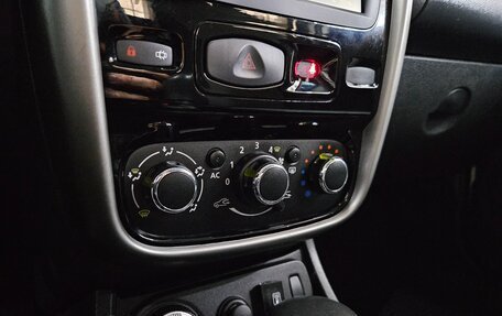 Renault Duster I рестайлинг, 2014 год, 1 139 000 рублей, 18 фотография
