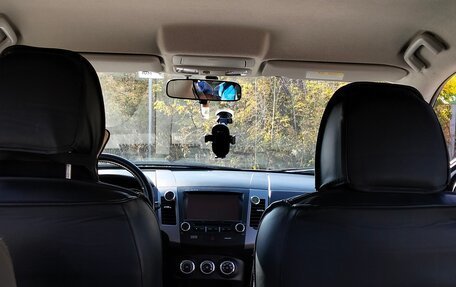 Mitsubishi Outlander III рестайлинг 3, 2010 год, 1 550 000 рублей, 8 фотография