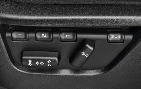 Land Rover Discovery III, 2008 год, 975 000 рублей, 21 фотография