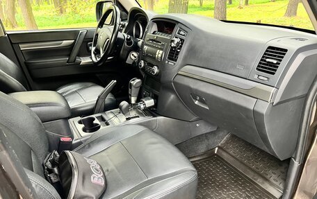 Mitsubishi Pajero IV, 2012 год, 2 099 000 рублей, 8 фотография