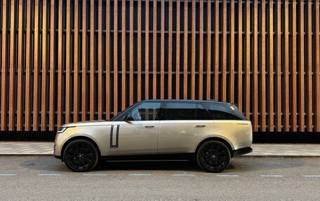 Land Rover Range Rover IV рестайлинг, 2022 год, 18 950 000 рублей, 2 фотография