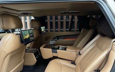 Land Rover Range Rover IV рестайлинг, 2022 год, 18 950 000 рублей, 25 фотография