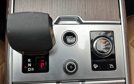 Land Rover Range Rover IV рестайлинг, 2022 год, 18 950 000 рублей, 37 фотография