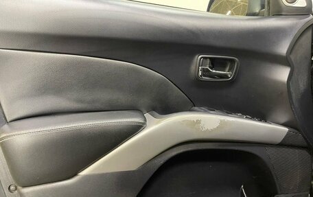 Mitsubishi Outlander III рестайлинг 3, 2008 год, 877 000 рублей, 11 фотография