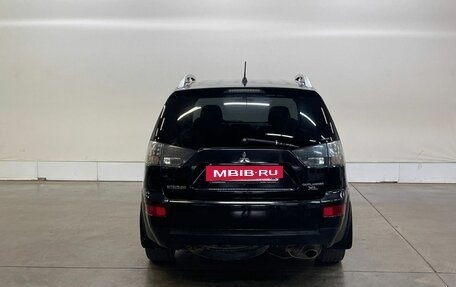 Mitsubishi Outlander III рестайлинг 3, 2008 год, 877 000 рублей, 4 фотография