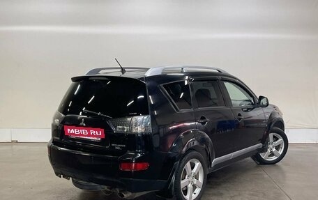 Mitsubishi Outlander III рестайлинг 3, 2008 год, 877 000 рублей, 2 фотография