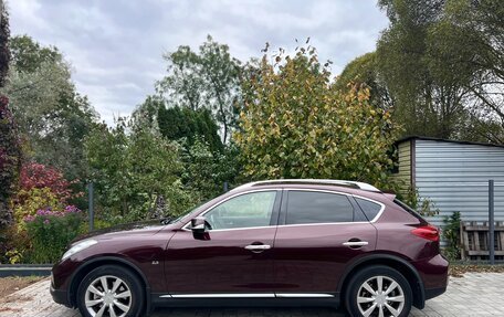 Infiniti QX50 I рестайлинг, 2015 год, 2 350 000 рублей, 9 фотография