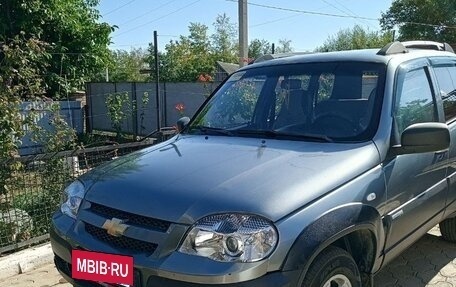 Chevrolet Niva I рестайлинг, 2014 год, 670 000 рублей, 3 фотография