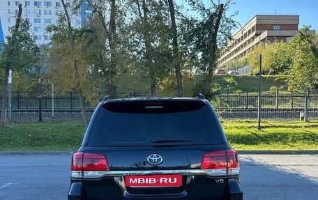 Toyota Land Cruiser 200, 2016 год, 8 000 000 рублей, 5 фотография