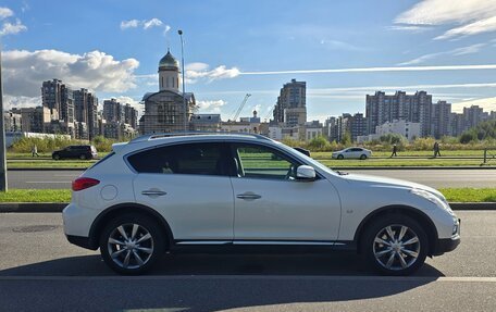 Infiniti QX50 I рестайлинг, 2016 год, 2 100 000 рублей, 2 фотография