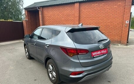 Hyundai Santa Fe III рестайлинг, 2018 год, 2 395 000 рублей, 2 фотография