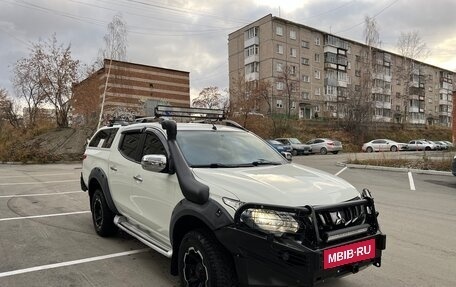 Mitsubishi L200 IV рестайлинг, 2017 год, 3 800 000 рублей, 2 фотография