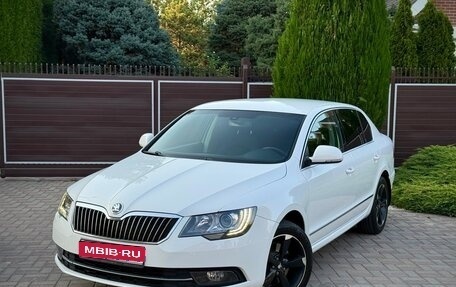 Skoda Superb III рестайлинг, 2013 год, 1 175 000 рублей, 1 фотография