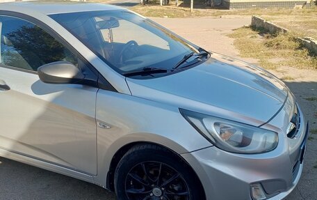 Hyundai Solaris II рестайлинг, 2013 год, 765 000 рублей, 17 фотография
