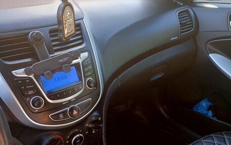 Hyundai Solaris II рестайлинг, 2013 год, 765 000 рублей, 22 фотография