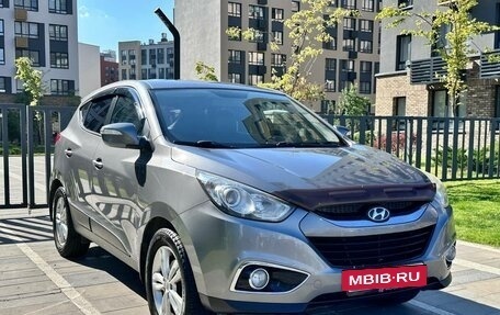 Hyundai ix35 I рестайлинг, 2013 год, 1 130 000 рублей, 2 фотография