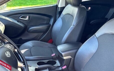 Hyundai ix35 I рестайлинг, 2013 год, 1 130 000 рублей, 10 фотография