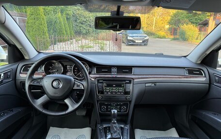 Skoda Superb III рестайлинг, 2013 год, 1 175 000 рублей, 16 фотография