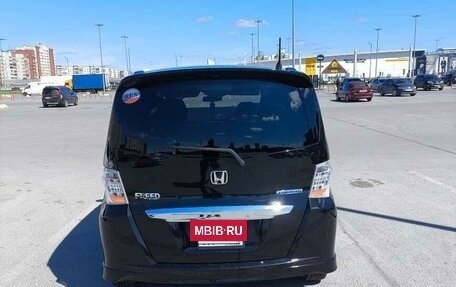 Honda Freed I, 2013 год, 990 000 рублей, 4 фотография