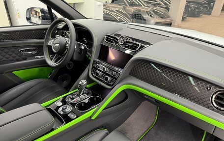 Bentley Bentayga I, 2025 год, 44 000 000 рублей, 7 фотография
