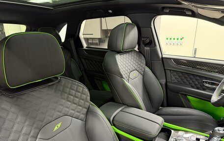 Bentley Bentayga I, 2025 год, 44 000 000 рублей, 8 фотография