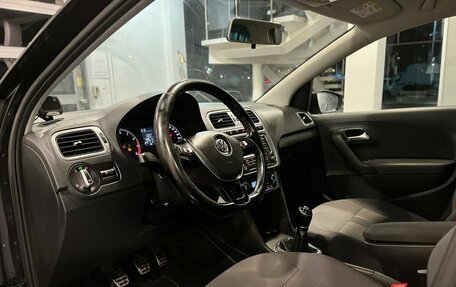 Volkswagen Polo VI (EU Market), 2017 год, 850 000 рублей, 19 фотография