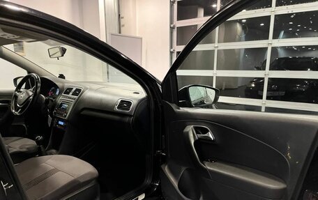 Volkswagen Polo VI (EU Market), 2017 год, 850 000 рублей, 22 фотография