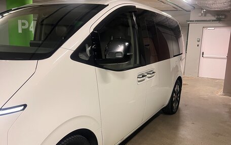 Hyundai Staria, 2021 год, 4 600 000 рублей, 4 фотография
