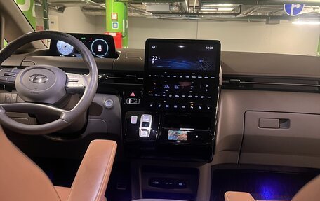 Hyundai Staria, 2021 год, 4 600 000 рублей, 9 фотография