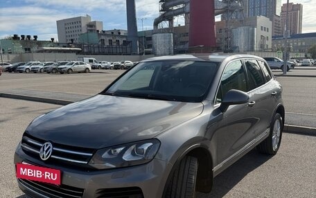 Volkswagen Touareg III, 2013 год, 2 500 000 рублей, 2 фотография