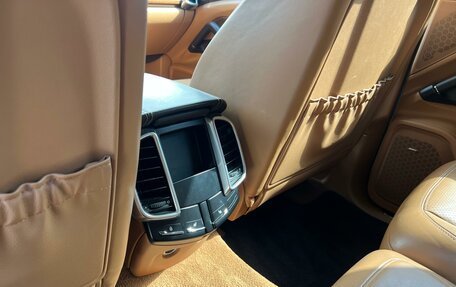 Porsche Cayenne III, 2011 год, 2 300 000 рублей, 15 фотография