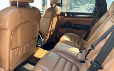 Porsche Cayenne III, 2011 год, 2 300 000 рублей, 14 фотография