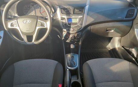 Hyundai Solaris II рестайлинг, 2014 год, 965 000 рублей, 14 фотография