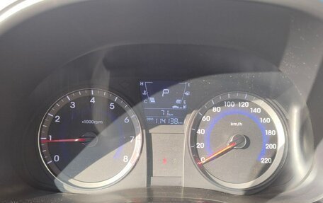 Hyundai Solaris II рестайлинг, 2014 год, 965 000 рублей, 9 фотография